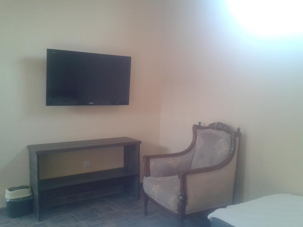 Maxim Mini Hotel Batumi Phòng bức ảnh