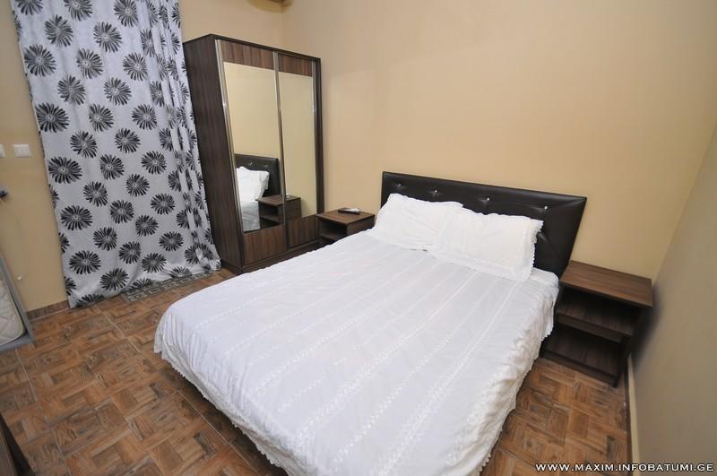 Maxim Mini Hotel Batumi Ngoại thất bức ảnh