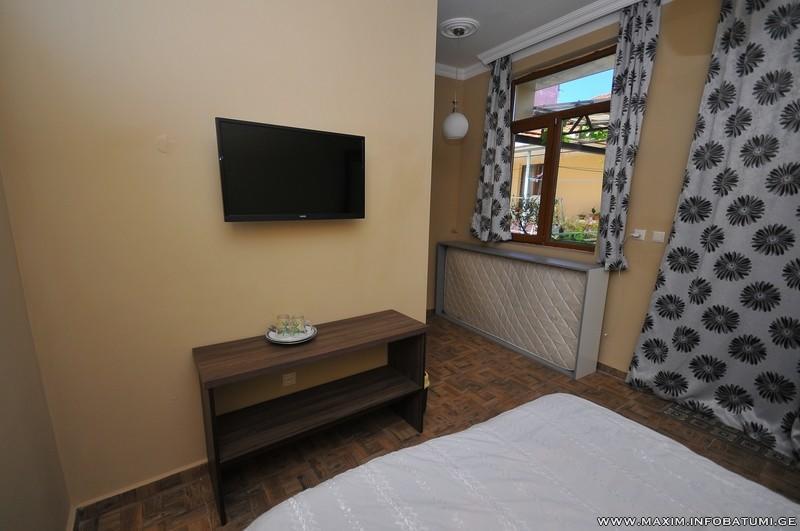 Maxim Mini Hotel Batumi Ngoại thất bức ảnh